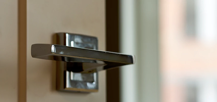 Door Lever Knob Repair in Stevenson Ranch, California