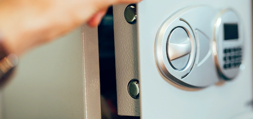 Fingerprint Safe Openers in Stevenson Ranch, CA