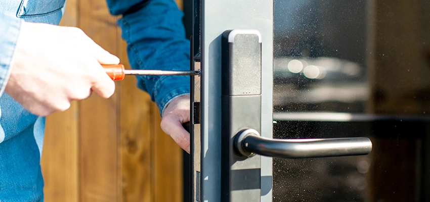 Aluminium Door Lock Replacement in Stevenson Ranch, California